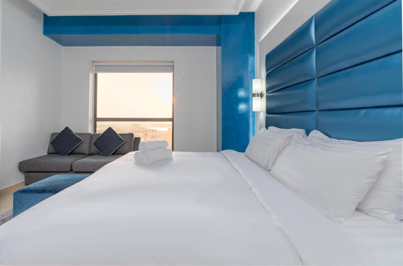 Elan Rimal 5 Suits Dubai Bagian luar foto